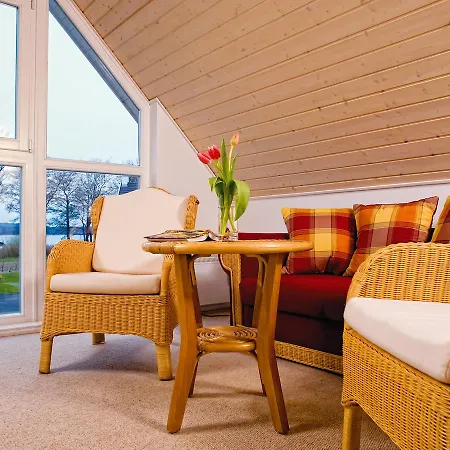 Ferienhaus Holiday Schlosspark Bad Saarow-4 *